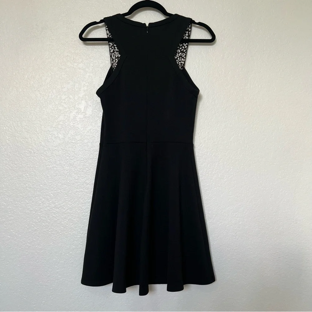 2/$30 Robbi and Nikki Casual A line dress- black and white color block print